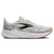 Brooks Revel 8